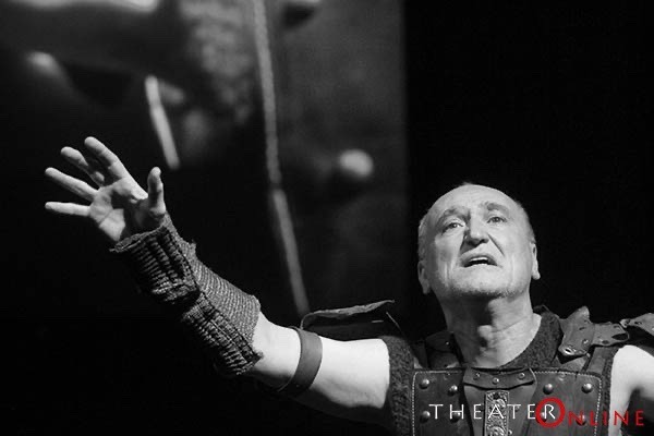 William Shakespeare: Titus Andronicus, rendező: Bocsárdi László – Gyulai Várszínház (2003)
