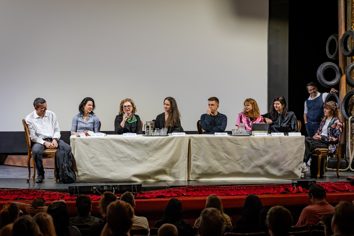 Az alkotócsapat az olvasópróbán