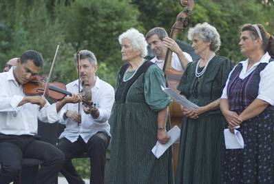 Jelenet az előadásból - © theater.hu - Ilovszky  Béla