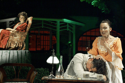 Hernádi Judit, Mihályi Győző,  Ruttkay Laura - © theater.hu - Ilovszky  Béla