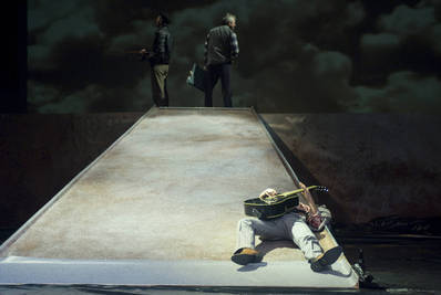 Jelenet az előadásból - © theater.hu - Ilovszky  Béla