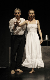 Jelenet az előadásból - © theater.hu - Nyikos Tícia