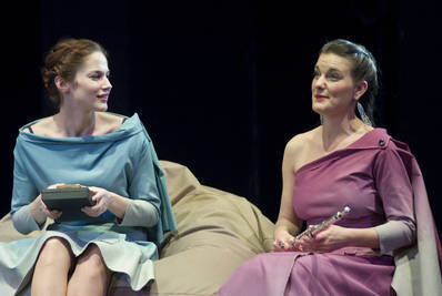 Martinovics Dorina, Radnay Csilla - © theater.hu - Ilovszky  Béla