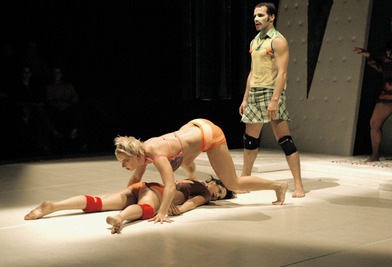 Járó Zsuzsa, Fodor Annamária - © theater.hu - Nyikos Tícia