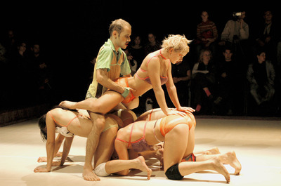 Jelenet az előadásból - © theater.hu - Nyikos Tícia