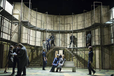 Jelenet az előadásból - © theater.hu - Ilovszky  Béla