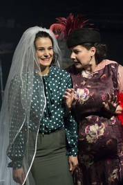 Tornyi Ildikó, Péter Kata - © theater.hu - Ilovszky  Béla