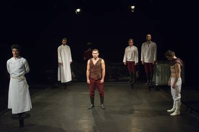 Jelenet az előadásból - © theater.hu - Ilovszky  Béla
