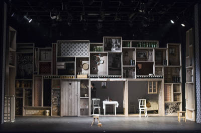Az előadás díszlete - © theater.hu - Ilovszky  Béla