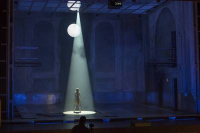 Jelenet az előadásból - © theater.hu - Ilovszky  Béla
