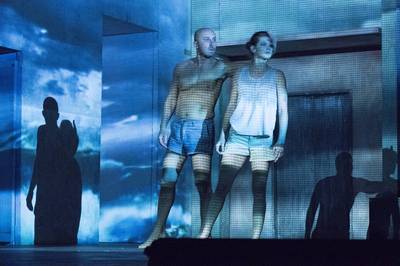 Jelenet az előadásból - © theater.hu - Ilovszky Béla