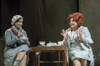 Ráckevei Anna, Oláh Zsuzsa - © theater.hu - Ilovszky  Béla