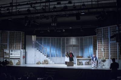 Az előadás díszlete - © theater.hu - Ilovszky  Béla