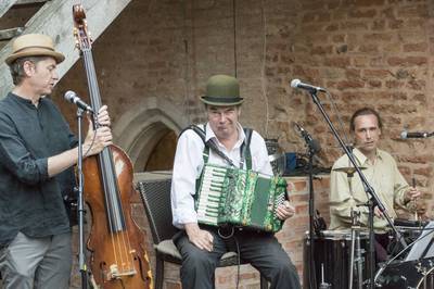 Adrian Stout, Martyn Jacques, Jonas Golland