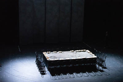 Jelenet az előadásból - © theater.hu - Ilovszky  Béla