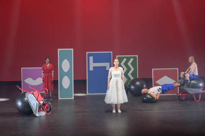 Jelenet az előadásból - © theater.hu - Ilovszky  Béla