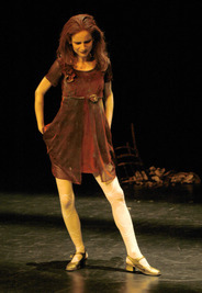 Csík Adrienn - © theater.hu - Nyikos Tícia