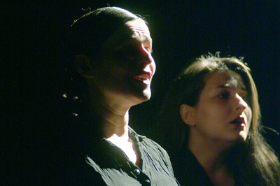 Lukin Zsuzsanna, Tóth Evelin - © theater.hu - Ilovszky  Béla