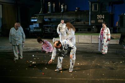 Jelenet az előadásból - © theater.hu - Ilovszky  Béla