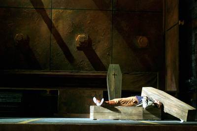 Jelenet az előadásból - © theater.hu - Ilovszky  Béla