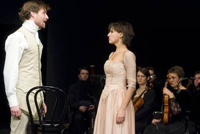 Makranczi Zalán, Bánfalvi Eszter - © theater.hu - Ilovszky  Béla